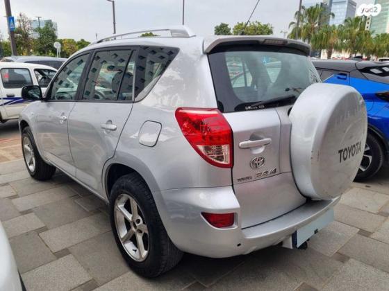 טויוטה RAV4 ארוך 4X4 GLI אוט' 2.0 (152 כ''ס) בנזין 2007 למכירה ברעננה
