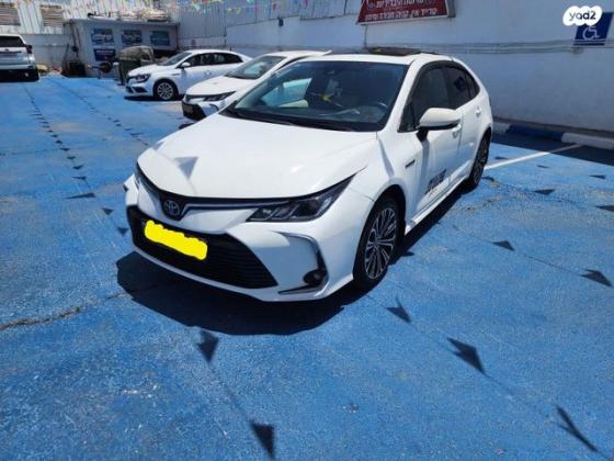 טויוטה קורולה הייבריד Lounge סדאן אוט' 1.8 (98 כ''ס) בנזין 2019 למכירה בראשון לציון