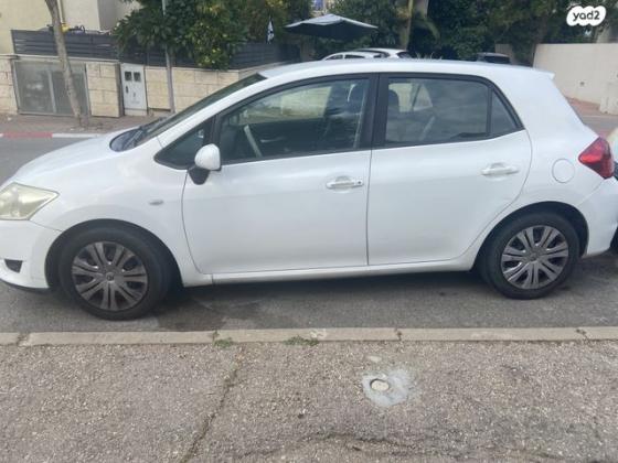 טויוטה אוריס Luxury רובוטית 1.6 (124 כ"ס) בנזין 2008 למכירה ברמת ישי