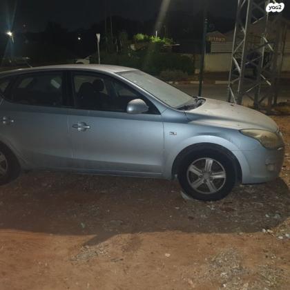 יונדאי i30 Premium אוט' 1.6 (126 כ''ס) בנזין 2008 למכירה בפורת