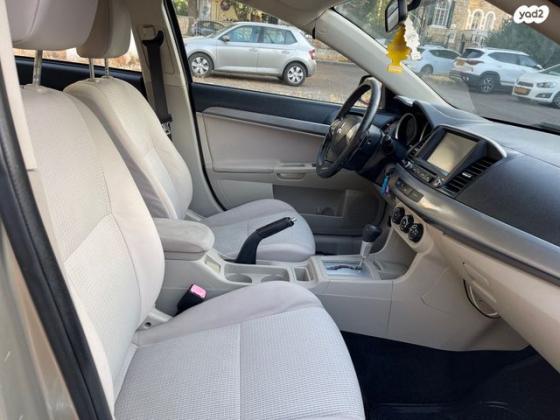 מיצובישי לנסר הדור החדש Invite אוט' 1.5 (109 כ''ס) בנזין 2011 למכירה בחיפה