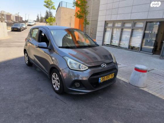 יונדאי i10 Insight ידני 1.0 (66 כ"ס) בנזין 2015 למכירה בקרית ביאליק