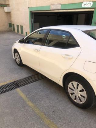 טויוטה קורולה Sun אוט' 1.6 (132 כ"ס) בנזין 2017 למכירה בתל אביב יפו