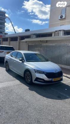 סקודה אוקטביה Dynamic אוט' 1.5 (150 כ''ס) בנזין 2023 למכירה בחיפה