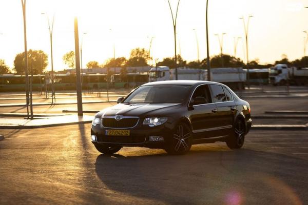 סקודה סופרב (עד 2019) Elegance אוט' 1.8 (153 כ''ס) בנזין 2013 למכירה בבת ים