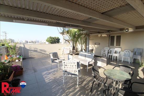 דירת גג 6 חדרים למכירה בבת ים | השלושה 40 | עמידר