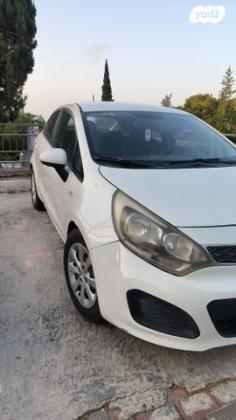 קיה ריו EX הצ'בק אוט' 1.4 (109 כ''ס) בנזין 2012 למכירה בנשר