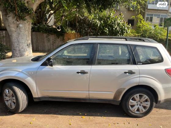 סובארו פורסטר 4X4 B אוט' 2.0 (150 כ"ס) [2011-2013] בנזין 2012 למכירה בגבעתיים