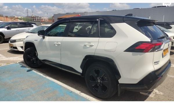 טויוטה RAV4 הייבריד E-motion הייבריד אוט' 2.5 (178 כ''ס) בנזין 2019 למכירה בחיפה