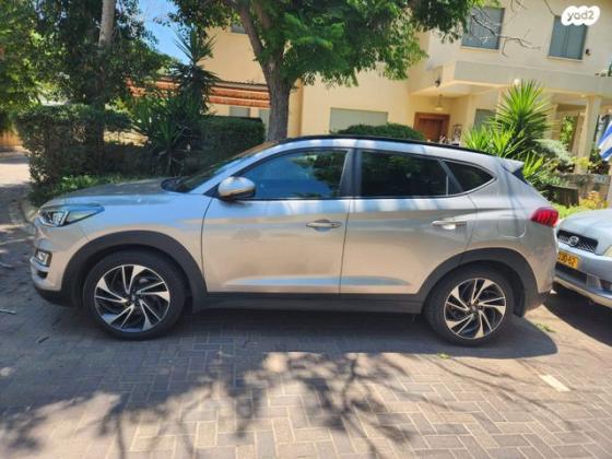 יונדאי טוסון Elite אוט' בנזין 2.0 (155 כ''ס) [2018-2020] בנזין 2019 למכירה בתל מונד