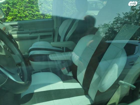 קרייזלר גראנד וויאג'ר LX אוט' 7 מק' 3.8 (193 כ''ס) בנזין 2009 למכירה בניר גלים