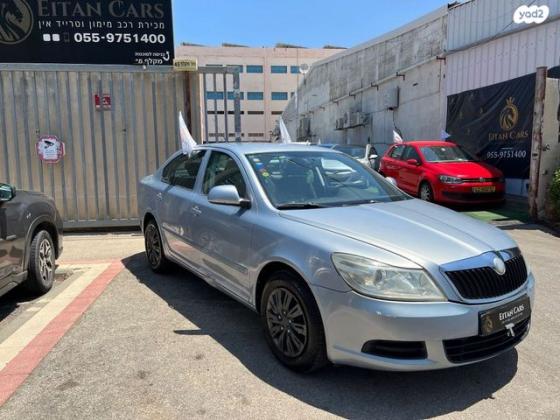 סקודה אוקטביה Ambiente אוט' 1.2 (105 כ''ס) בנזין 2010 למכירה בחיפה