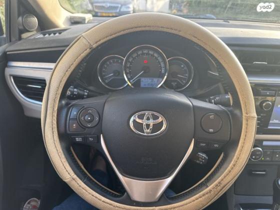 טויוטה קורולה GLI-FL אוט' 1.6 (132 כ''ס) [2013-2016] בנזין 2015 למכירה באום אל פחם