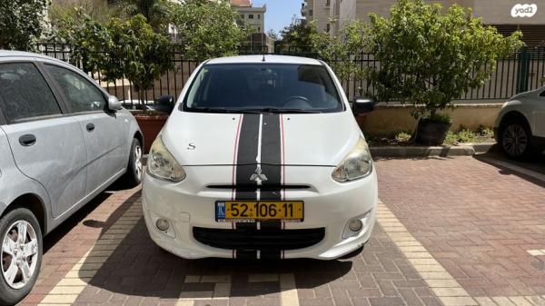 מיצובישי ספייס סטאר Invite ידני 1.0 (71 כ"ס) בנזין 2013 למכירה ברעננה