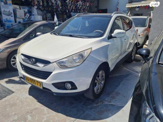יונדאי iX35 4X4 Supreme אוט' 2.0 (163 כ''ס) בנזין 2010 למכירה ברמלה