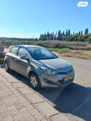 יונדאי i20 Insight ידני 1.2 (85 כ"ס) בנזין 2013 למכירה בהמעפיל