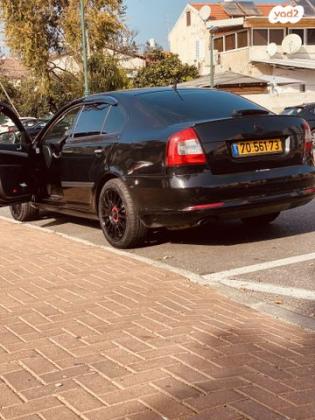 סקודה אוקטביה Ambiente אוט' 1.2 (105 כ''ס) בנזין 2011 למכירה ברעננה