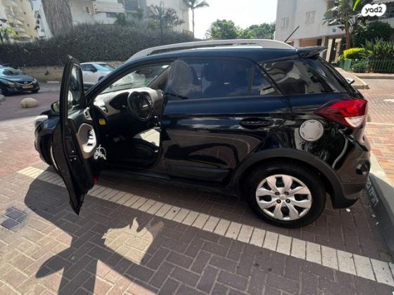 יונדאי i20 קרוס Cross Inspire אוט' 1.4 (100 כ"ס) בנזין 2016 למכירה בראשון לציון