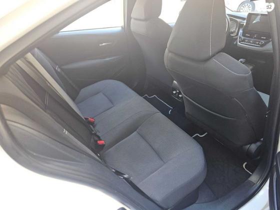 טויוטה קורולה הייבריד Sun סדאן אוט' 1.8 (98 כ''ס) בנזין 2019 למכירה בהרצליה