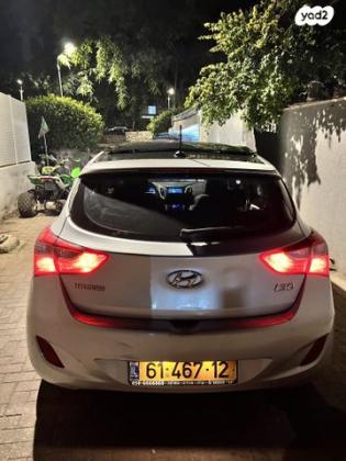 יונדאי i30 Inspire אוט' 1.6 (135 כ"ס) בנזין 2012 למכירה בקדימה צורן