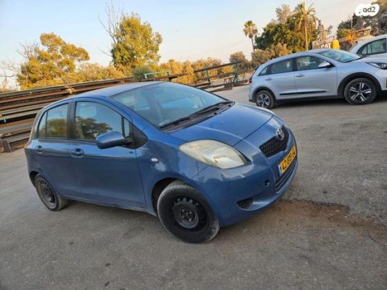 טויוטה יאריס Sol רובוטית 1.3 (87 כ"ס) בנזין 2008 למכירה בפרדס חנה כרכור