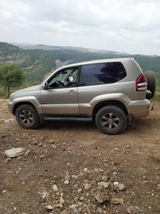 טויוטה לנד קרוזר קצר 4X4 STD אוט' דיזל 3.0 (173 כ''ס) דיזל 2003 למכירה בפתח תקווה