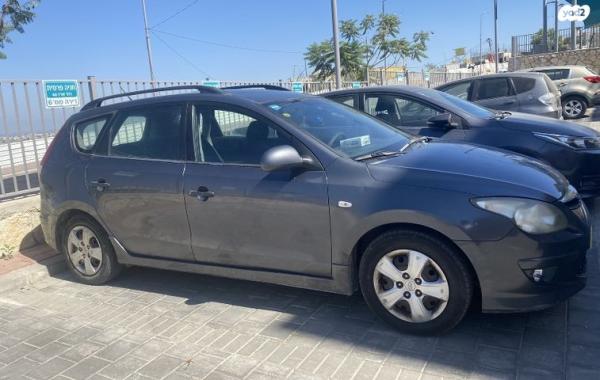 יונדאי i30CW Inspire סטיישן אוט' 1.6 (126 כ''ס) בנזין 2011 למכירה באבני חפץ