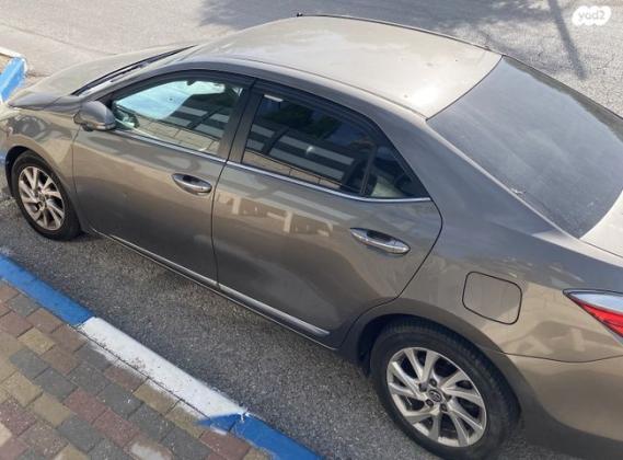 טויוטה קורולה 50th Edition אוט' 1.6 (132 כ"ס) בנזין 2017 למכירה בכפר כמא