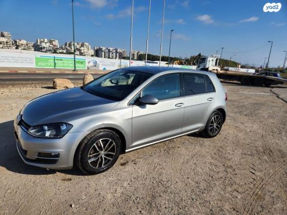 פולקסווגן גולף Trendline אוט' 5 דל' 1.4 (125 כ''ס) בנזין 2016 למכירה בתל אביב יפו