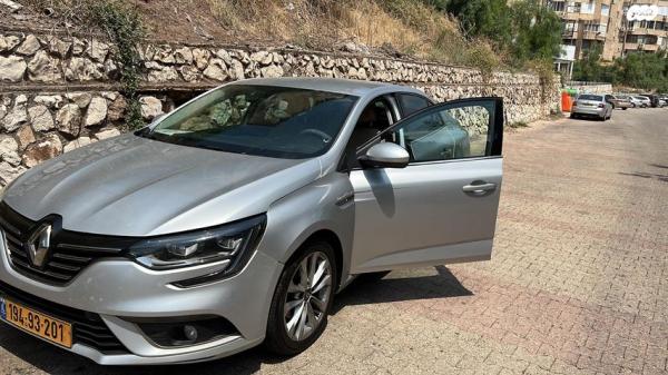רנו מגאן גראנד קופה Intense אוט' דיזל 1.5 (110 כ"ס) דיזל 2018 למכירה בקיסריה