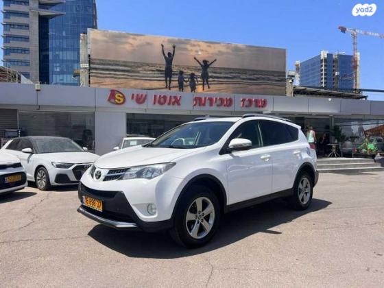 טויוטה RAV4 ארוך 4X4 Premium אוט' 2.0 (151 כ''ס) בנזין 2016 למכירה בראשון לציון