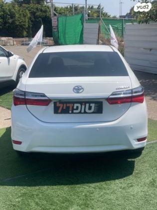 טויוטה קורולה Sun אוט' 1.6 (132 כ"ס) בנזין 2018 למכירה בנתניה