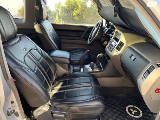 מיצובישי פג'רו קצר 4X4 Limited אוט' דיזל 5 מק' 3.2 (160 כ''ס) דיזל 2005 למכירה במודיעין מכבים רעות