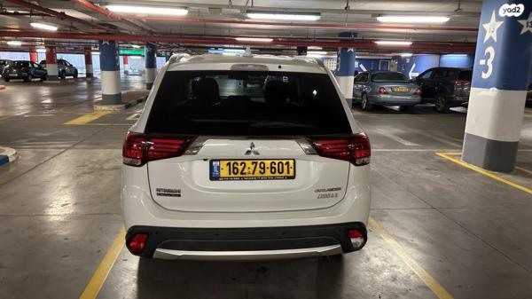 מיצובישי אאוטלנדר Intense אוט' 5 מק' 2.0 (150 כ"ס) בנזין 2017 למכירה בהרצליה