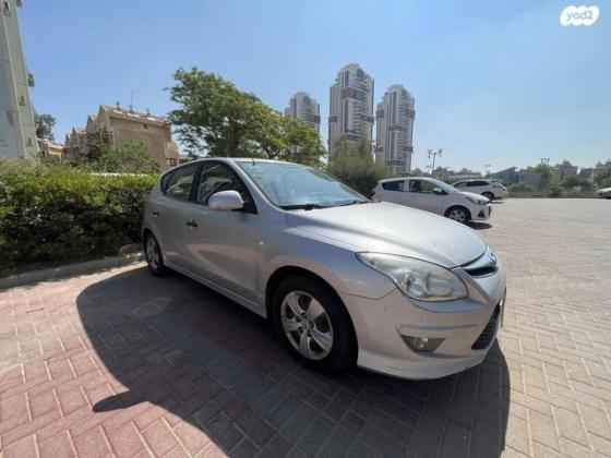 יונדאי i30 Inspire אוט' 1.6 (126 כ''ס) בנזין 2011 למכירה בבאר שבע