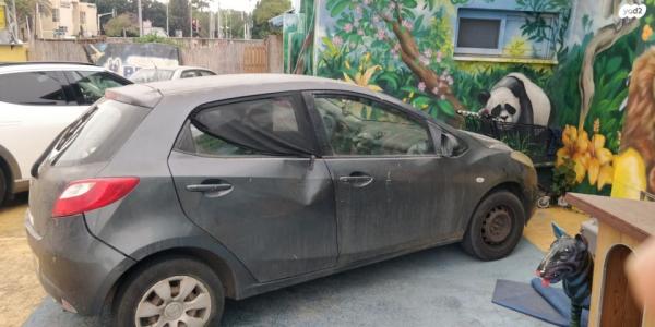 מאזדה H Active אוט' 1.5 (103 כ"ס) בנזין 2010 למכירה בהרצליה