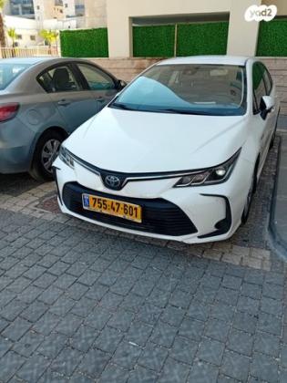 טויוטה קורולה הייבריד Sun סדאן אוט' 1.8 (98 כ''ס) בנזין 2019 למכירה באשדוד
