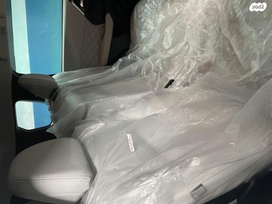 מיצובישי אאוטלנדר Luxury אוט' 7 מק' 2.5 (181 כ"ס) בנזין 2023 למכירה בטבריה