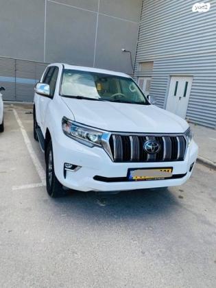 טויוטה לנד קרוזר ארוך 4X4 Limited אוט' דיזל 7 מק' 2.8 (177 כ"ס) דיזל 2019 למכירה בבאר שבע