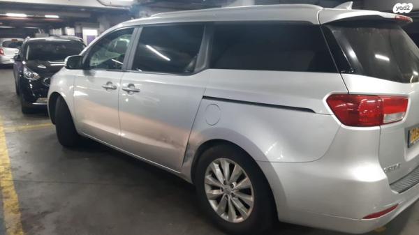 קיה קרניבל EX אוט' 8 מק' 3.3 (276 כ"ס) בנזין 2016 למכירה בבני ברק