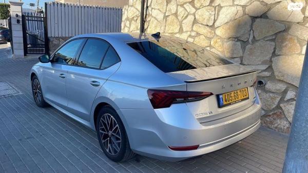 סקודה אוקטביה Dynamic אוט' 1.5 (150 כ''ס) בנזין 2023 למכירה בחיפה