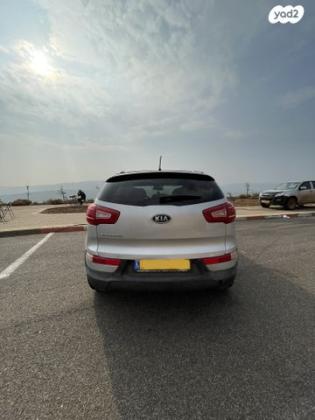 קיה ספורטז' EX אוט' 2.0 (163 כ''ס) בנזין 2011 למכירה בנתניה