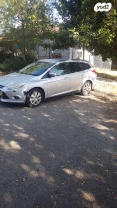 פורד פוקוס Trend סטיישן אוט' 1.6 (125 כ''ס) בנזין 2012 למכירה בגבעת יערים