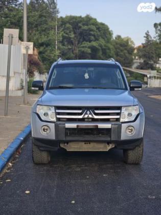 מיצובישי פג'רו קצר 4X4 Limited אוט' דיזל 5 מק' 3.2 (200 כ''ס) דיזל 2009 למכירה בקרית שמונה