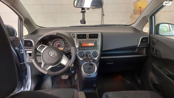 טויוטה ספייס ורסו GLI אוט' 1.3 (99 כ"ס) בנזין 2011 למכירה במודיעין מכבים רעות