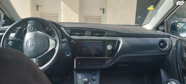 טויוטה אוריס הייבריד הייבריד אוט' 1.8 (99 כ''ס) בנזין 2016 למכירה בפרדס חנה כרכור