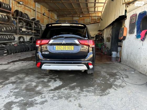 מיצובישי אאוטלנדר PHEV 4X4 Supreme הייבריד אוט' 5 מק' 2.4 (135 כ''ס) היברידי חשמל / בנזין 2020 למכירה בכפר ברא