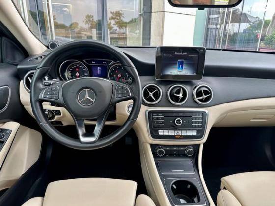 מרצדס GLA GLA200 Style FL אוט' 1.6 (156 כ"ס) בנזין 2020 למכירה ביהוד מונוסון