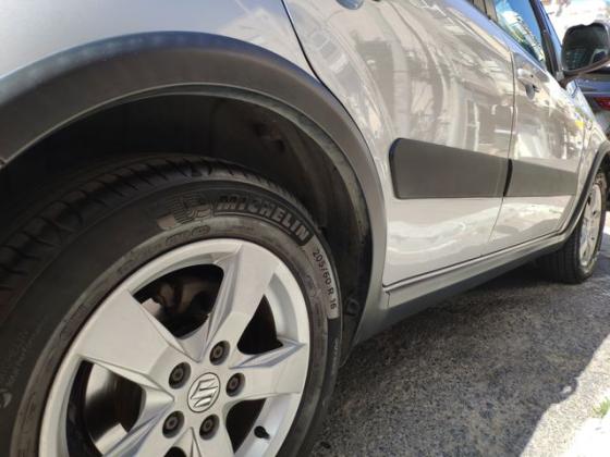 סוזוקי SX4 GLX הצ'בק אוט' 1.6 (120 כ"ס) בנזין 2013 למכירה בתל אביב יפו