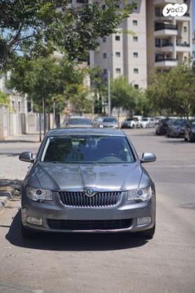 סקודה סופרב (עד 2019) Ambition אוט' 1.8 (160 כ''ס) בנזין 2011 למכירה בפתח תקווה